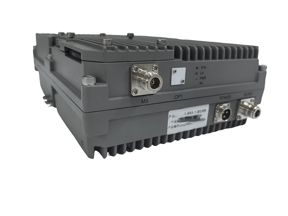  雅江三频手机信号接收器2000㎡